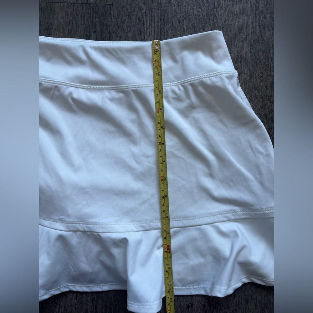 Tommy Bahama White Golf Skort with Ruffle Hem - Picture 5 of 5